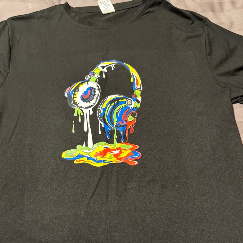 Large Tee - Picture 2 of 4